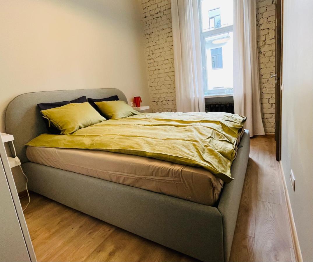 Library House Apartment Quiet&Compact 2 Rooms&Beds Riga Bagian luar foto
