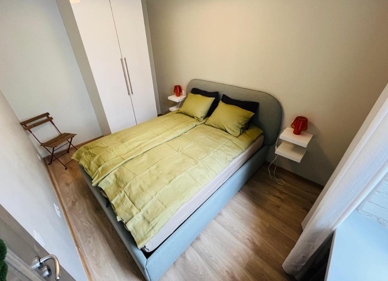 Library House Apartment Quiet&Compact 2 Rooms&Beds Riga Bagian luar foto