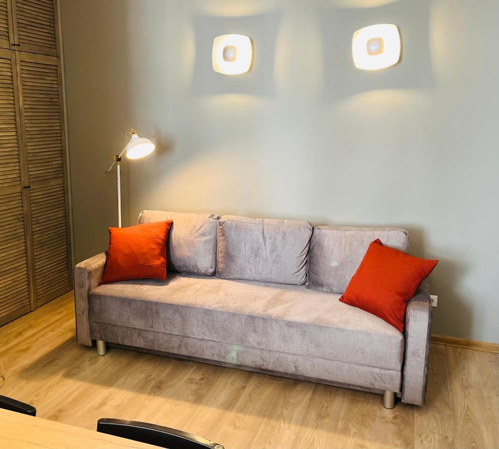 Library House Apartment Quiet&Compact 2 Rooms&Beds Riga Bagian luar foto